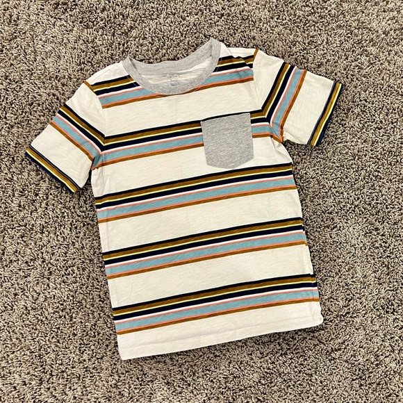 5/$25 Bundle of 2 boys striped pocket tshirts, size 8 - Picture 3 of 7